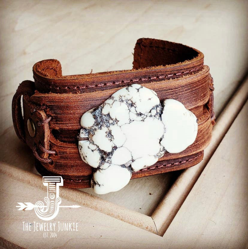 The Lessie Leather Cuff